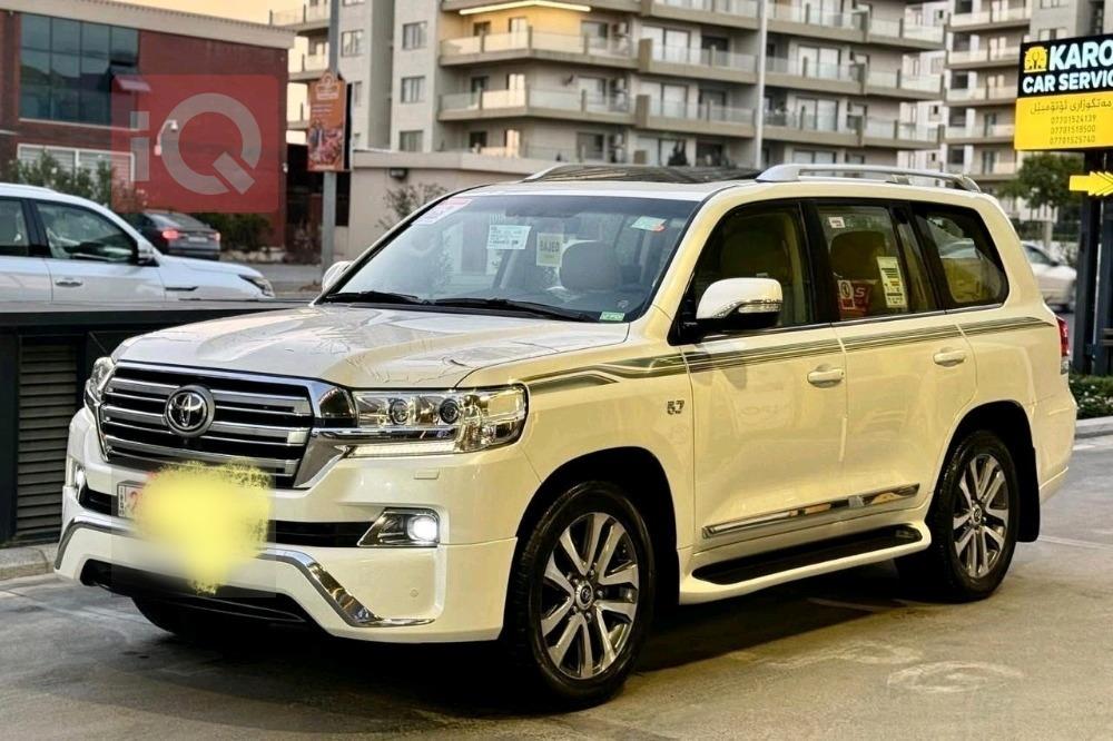 تويوتا لاندكروزر